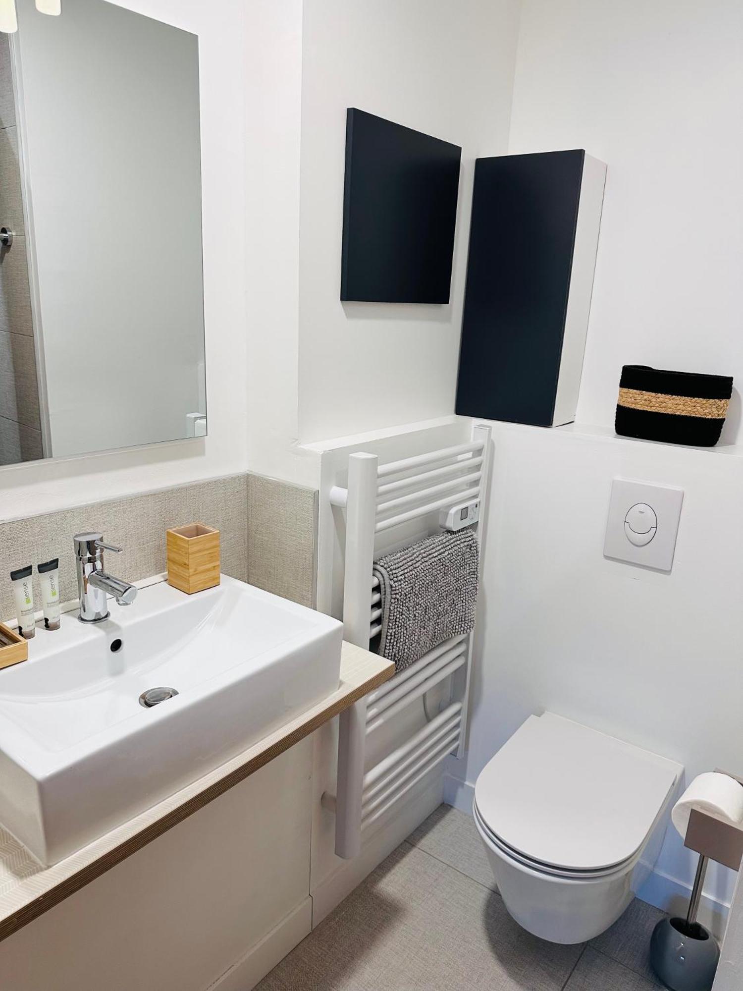 Appartements 3 Etoiles Terrasse Ou Patio Intra-Muros Aigues-Mortes Zewnętrze zdjęcie